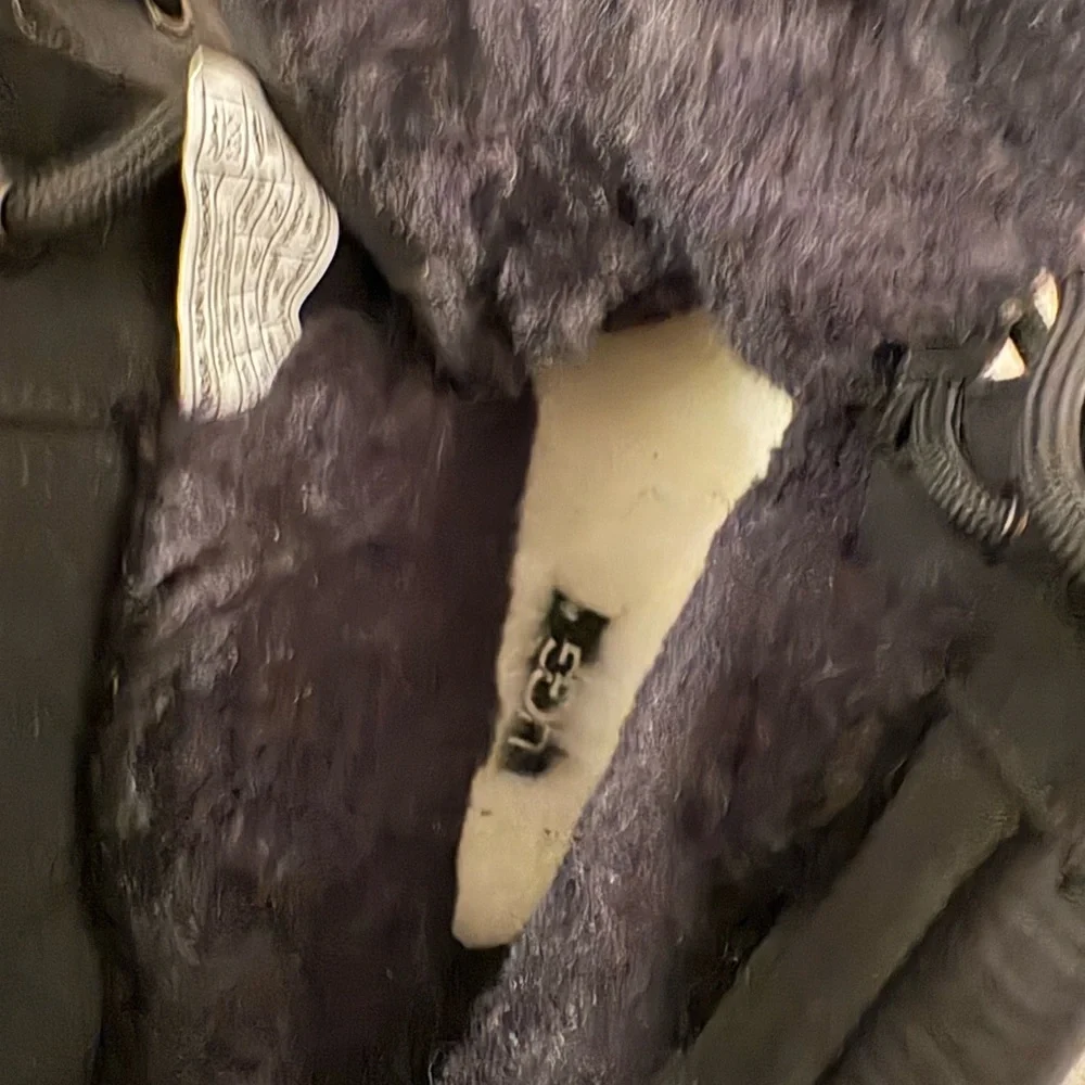 UGG Men’s Black Neumel High Weather Hybrid Boot Size 9 Men’s - Picture 7 of 7